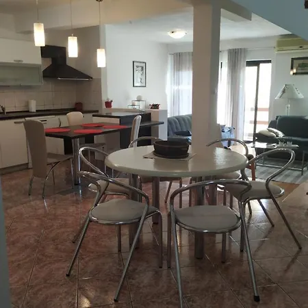 Apartment Deleut *