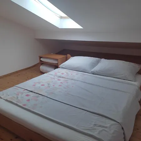 Deleut Apartament *