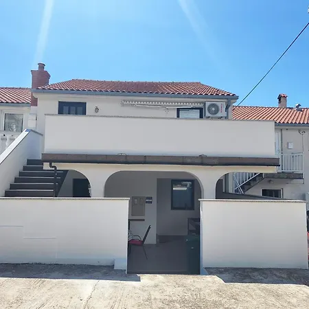 Deleut Apartment